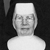 玛丽·阿奎那·麦克劳克林修女